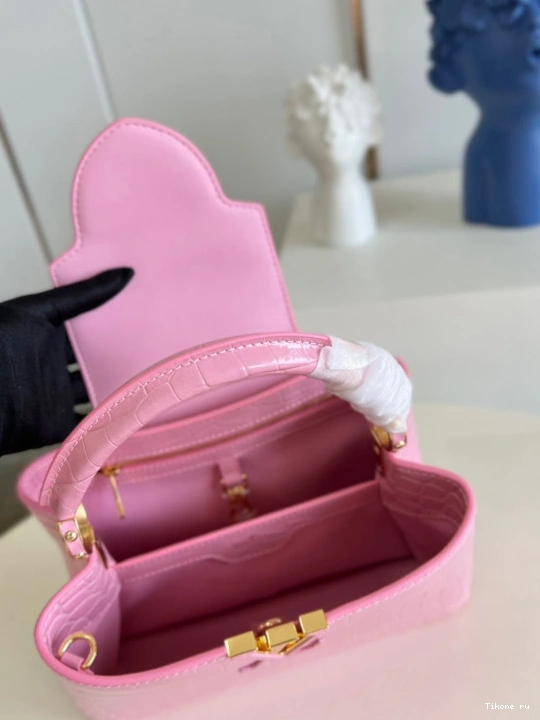 Affordable LOUIS BB CAPUCINES VUITTON 0806